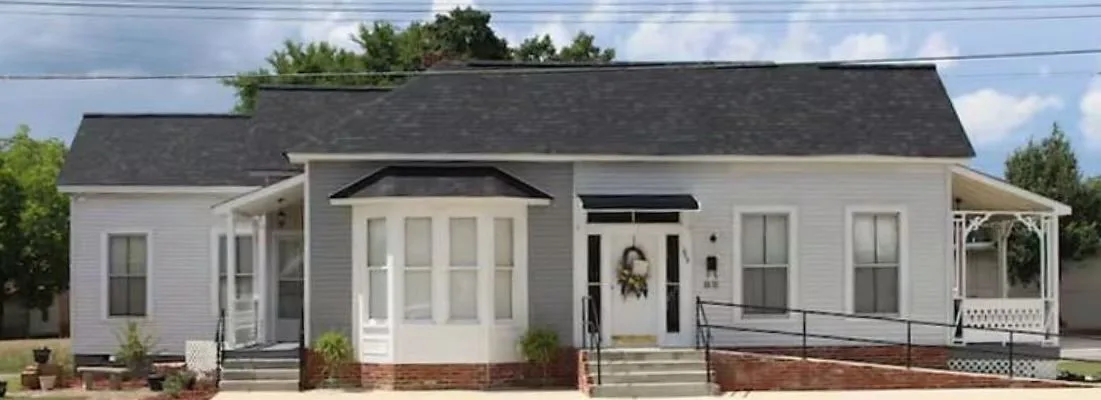 The Roberts Home Museum Hotel